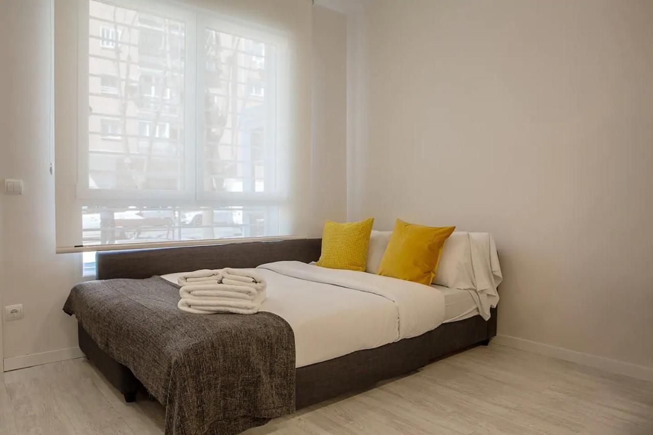 Ferienwohnung Charming Ribera Del Manzanares Madrid Exterior foto